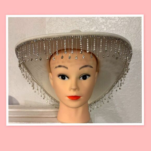 Odiva Cowgirl Hat Rhinestones & Rhinestone Fringe - Picture 2 of 3
